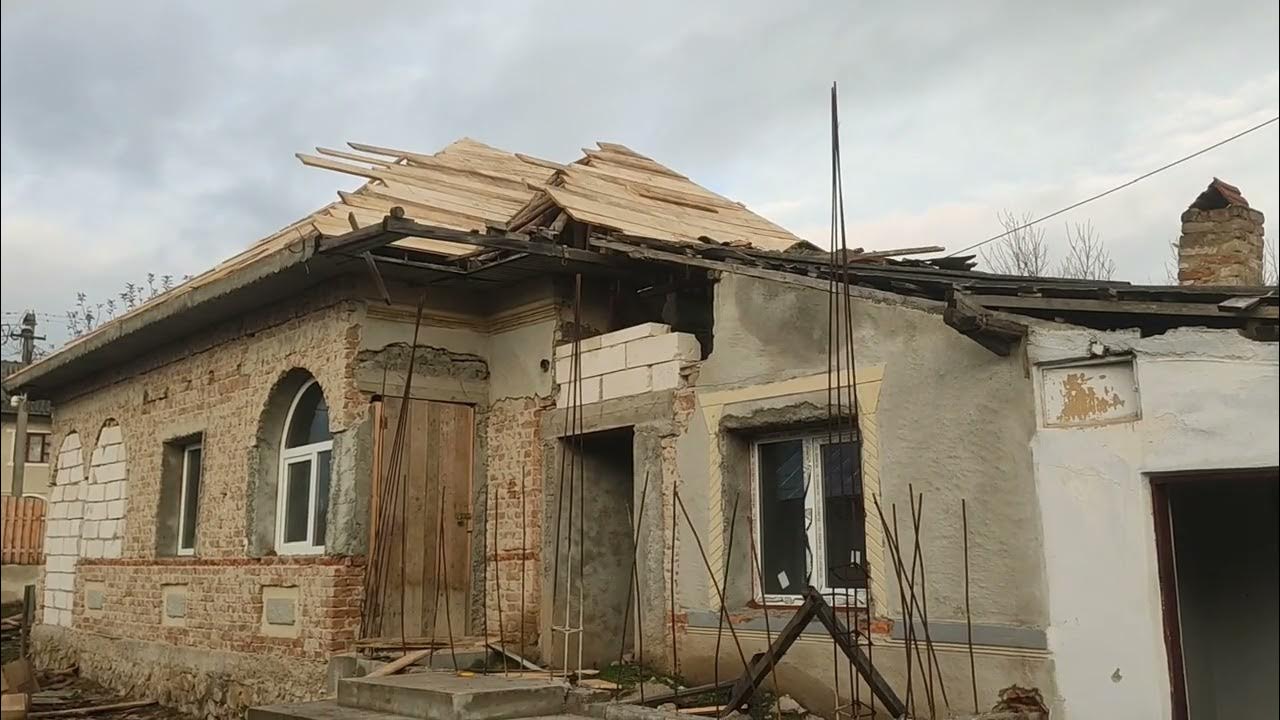 Old, deteriorated house before renovation